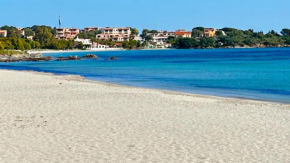 ROSA DEI VENTI - CASA LEVANTE - Sardegna - IUN R2403